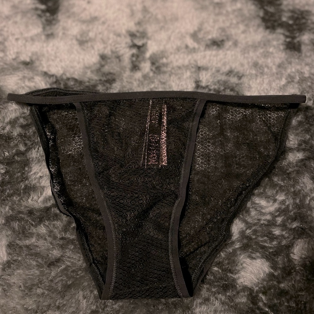NWOT Victoria Secret📞 sexy black mesh bikini bottom/panties